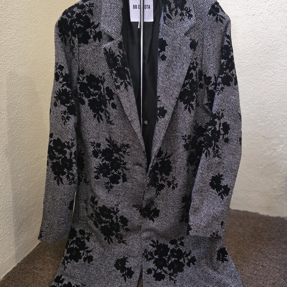 BB Dakota Black and Gray Floral Coat